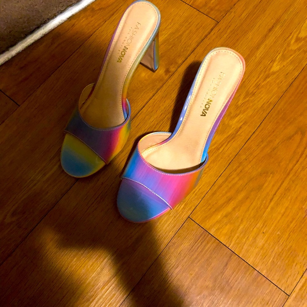 Heels 8.5 never worn